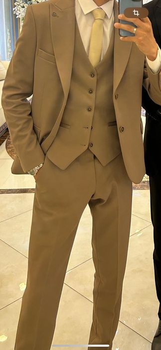 Продам мужской костюм