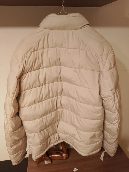 Geaca Zara M (puf) 200 ron