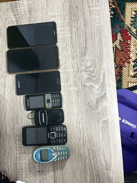 Telefoane vechi fara incarcator