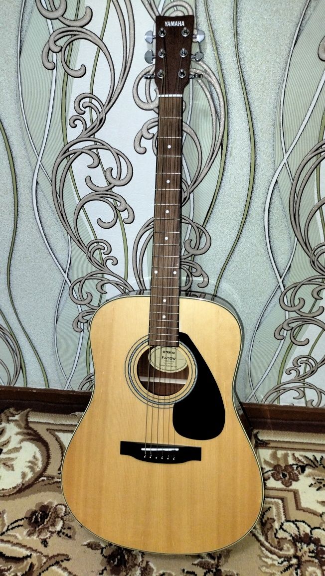 Гитара YAMAHA F370DW