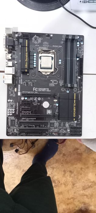 Материская плата GAGABYTE GA-H87-HD3