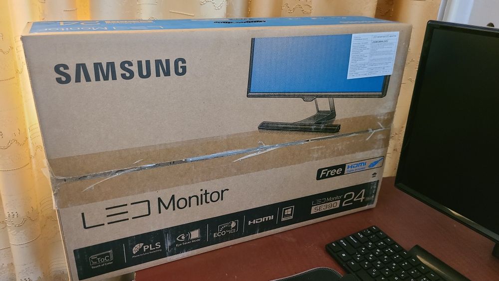Samsung 24"kompyuter monitor sotiladi