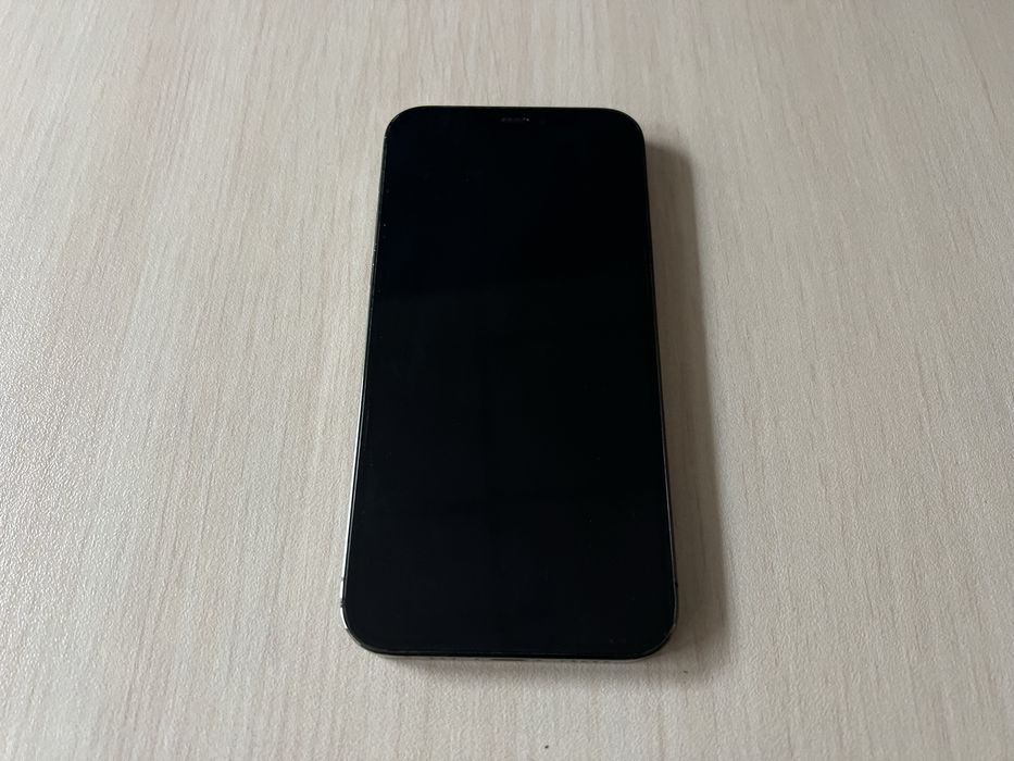 Продавам Apple iPhone 12 Pro 128GB