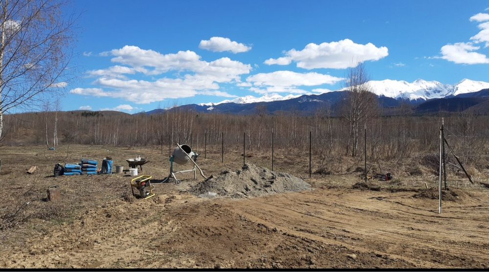 Vând teren - Valea Avrigului