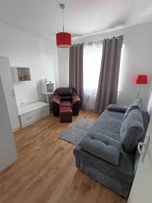 Дава се под наем Многостаен апартамент в Варна, Базар Левски - 107 кв.м за 750 € - Снимка #4