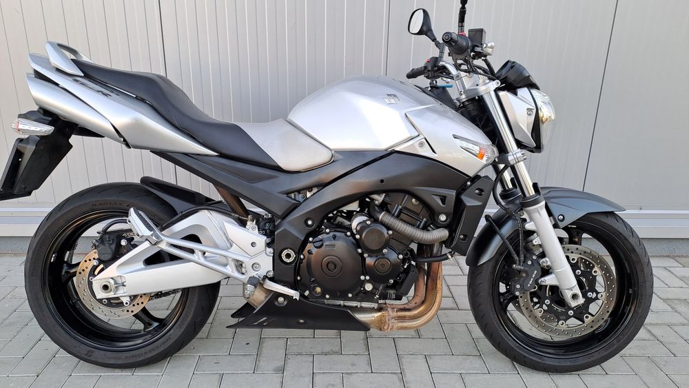 Suzuki gsr600 2007 garanție