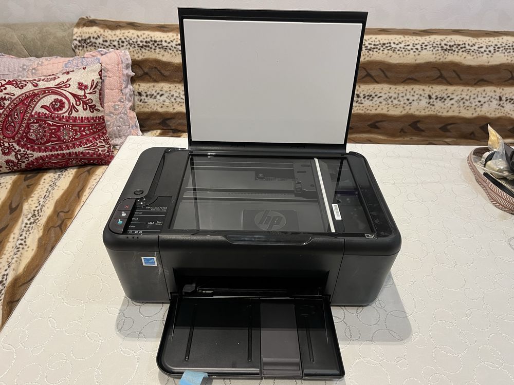 Цветной принтер hp F2483