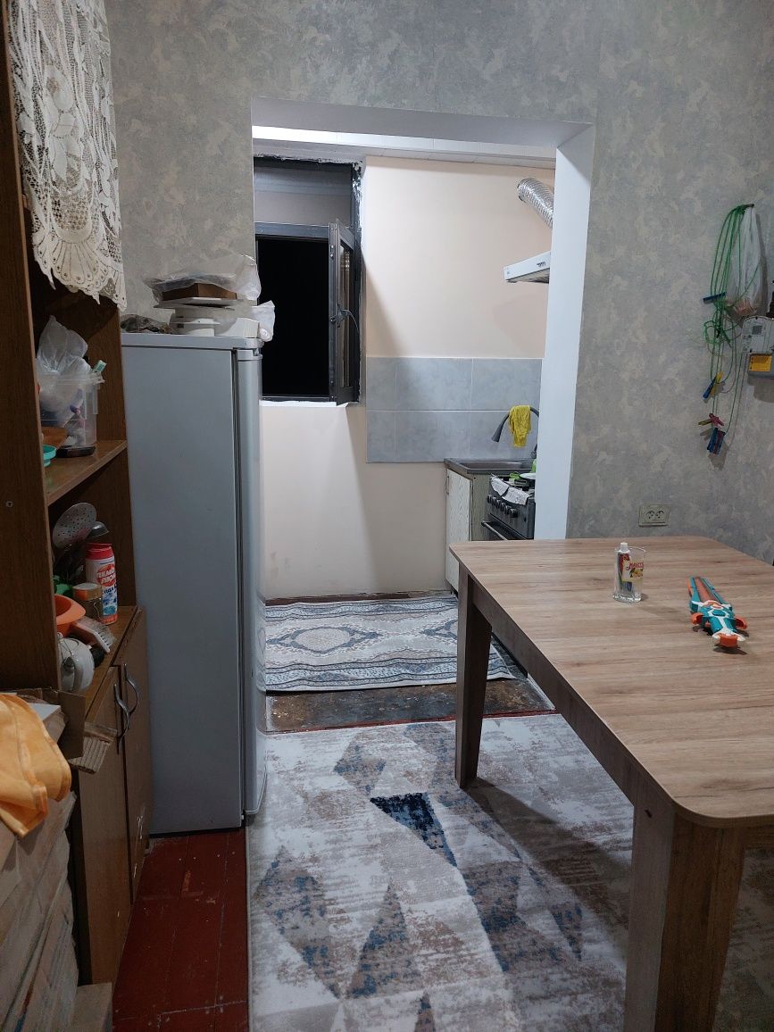 Jizzax (SDVA] Zargarlik, 2 xonali uy, Pet inst ga yaqin, ijaraga berl