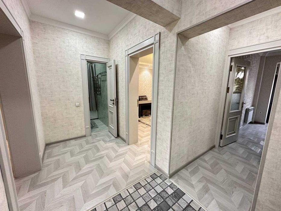 V1560 ПРОДАЕТСЯ 3/4/9 на: Ц-17/18 70м2