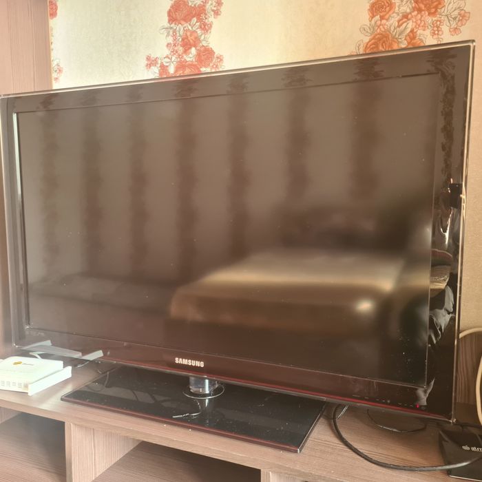 ЖК телевизор Самсунг, LCD TV, full HD 5 серия, диагональ 101 см (40 дю