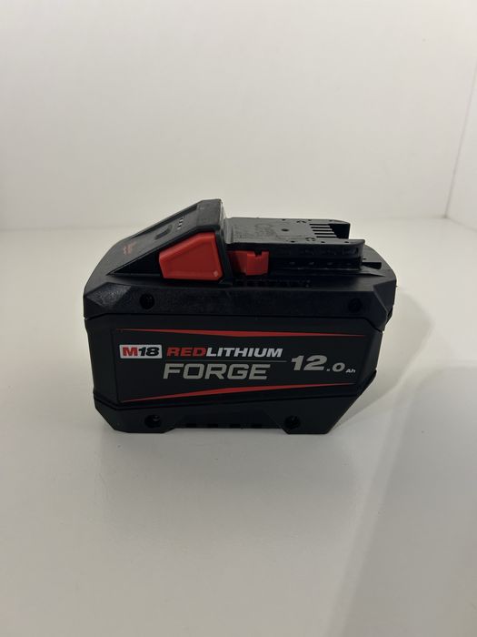 Milwaukee M18 FB 12 acumulator 2024
