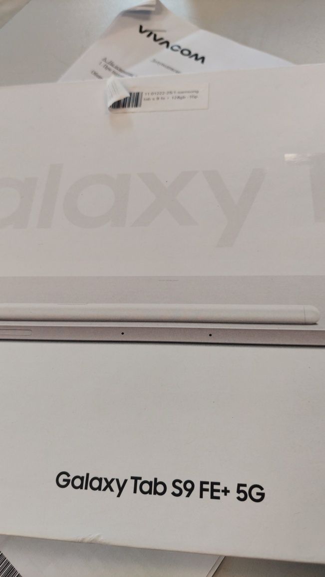 Таблет Samsung Galaxy Tab S9 FE Plus X616B 8GB 128 GB Чисто Нов