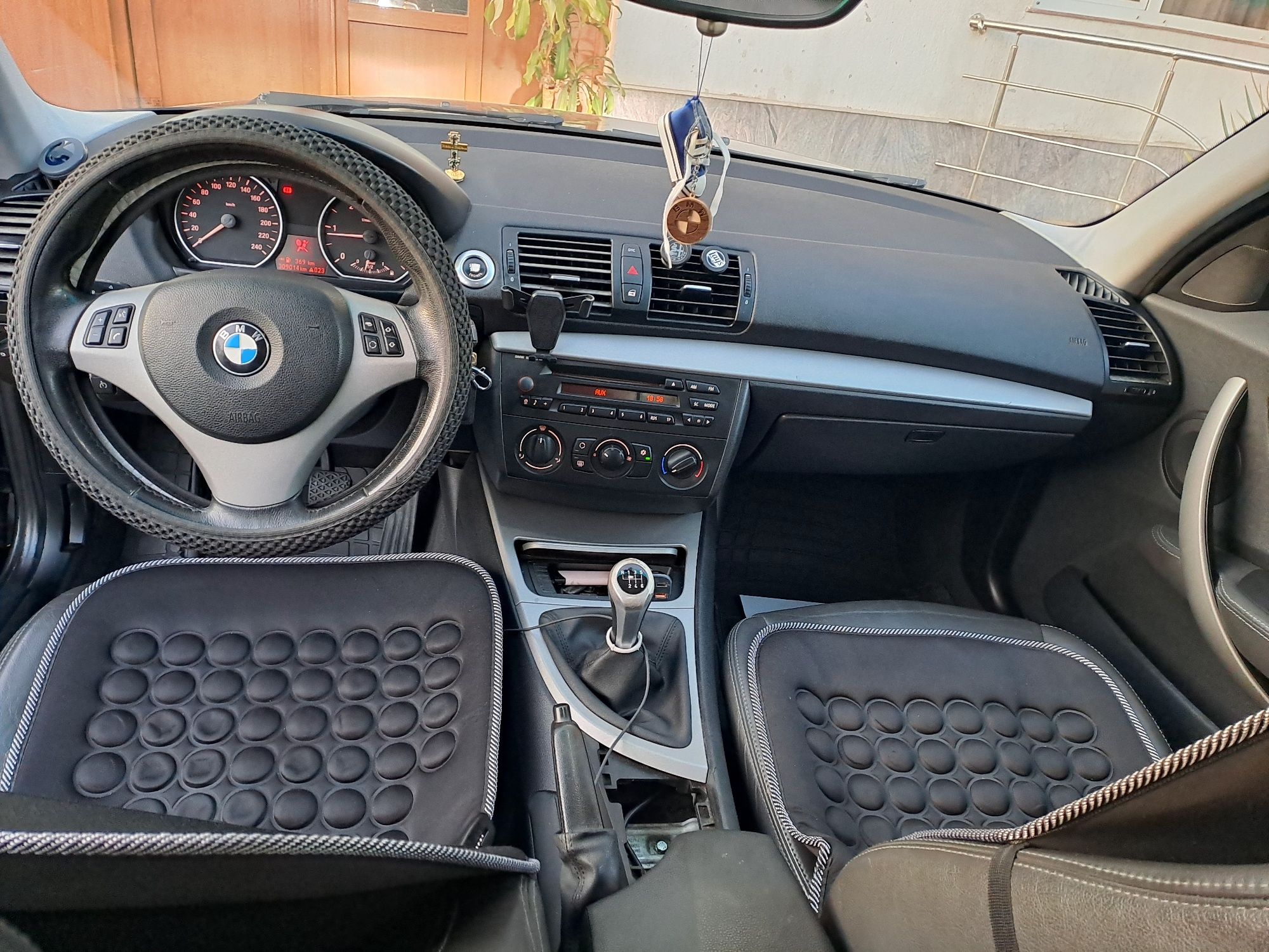 BMW  seria 1  118d