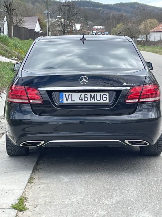 Vând Mercedes E Class 2.2