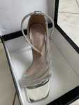 Sandale cu toc elegante