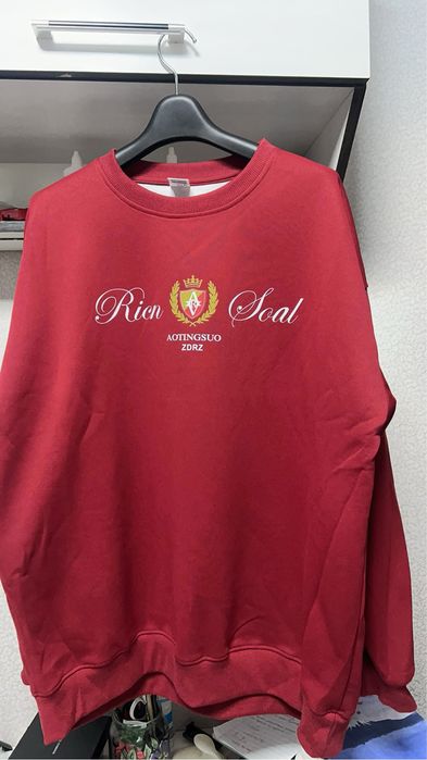 Продам свитшот  бордовый