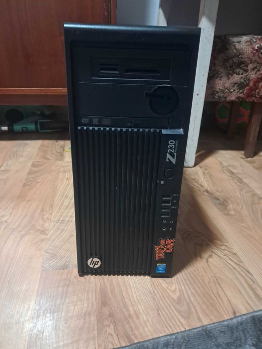 PC Philips cu monitor HD Z230 Workstation