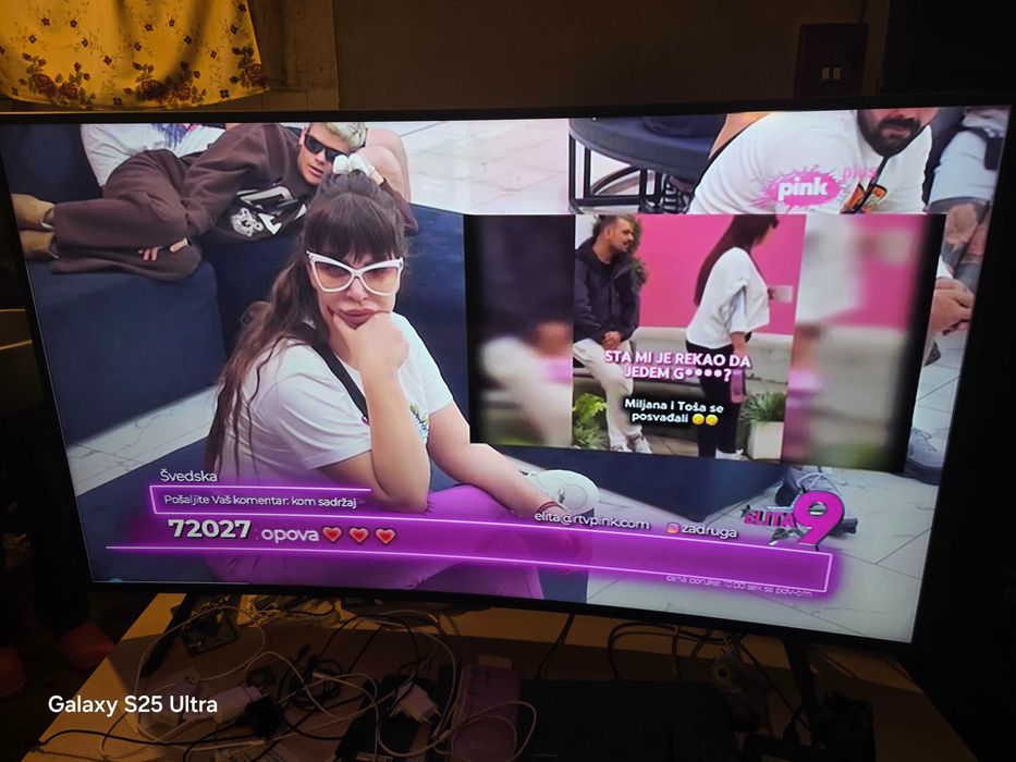 Телевизор Samsung 55" UHD, Извит