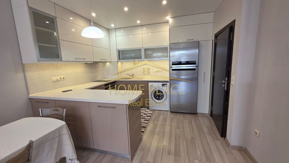 Продава се Двустаен апартамент в Варна, Възраждане 1 - 90 кв.м за 1878 €/кв.м - Снимка #2