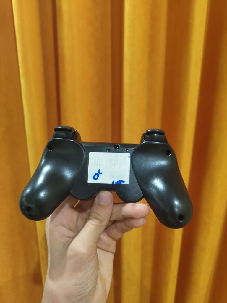 Китайский джойстик PS 3 , хорошее состояние.