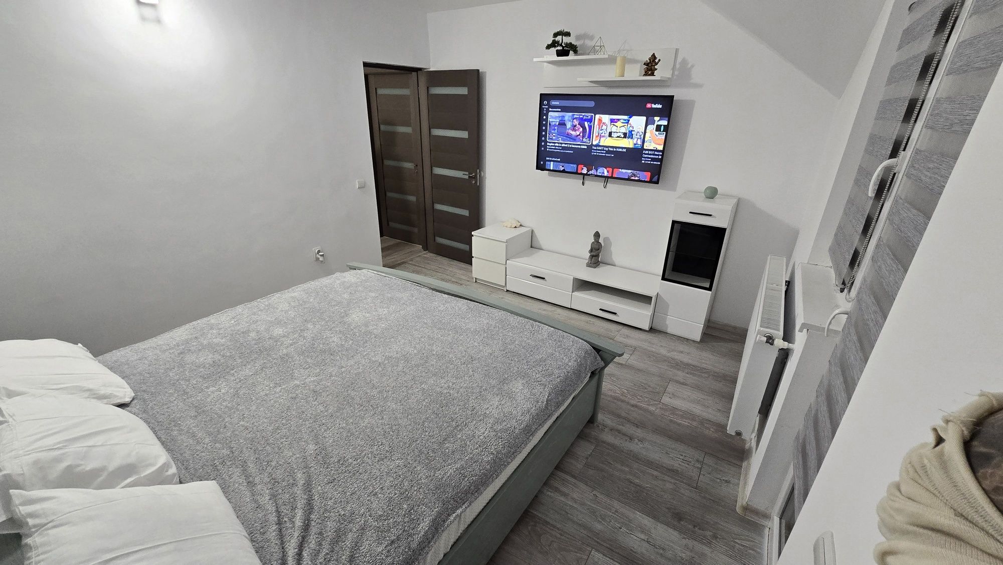 Casa mobilata DOI PASI ALBESTI