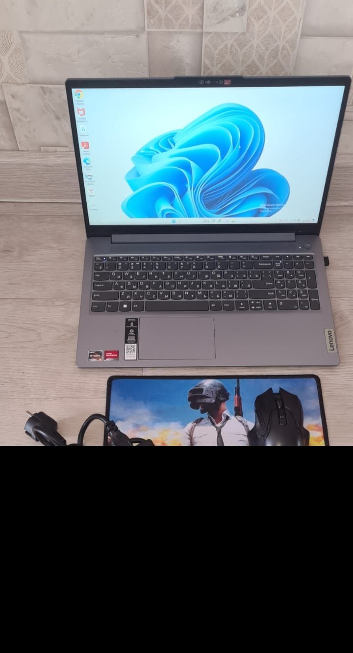 Ноутбук Lenovo IdeaPad Slim3 15AMN8