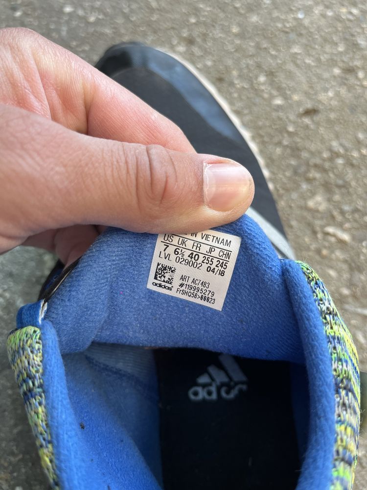 Обувки Puma и adidas