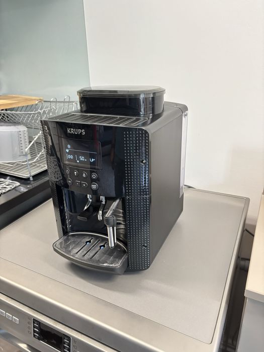 Espressor automat Krups Essential EA81P070