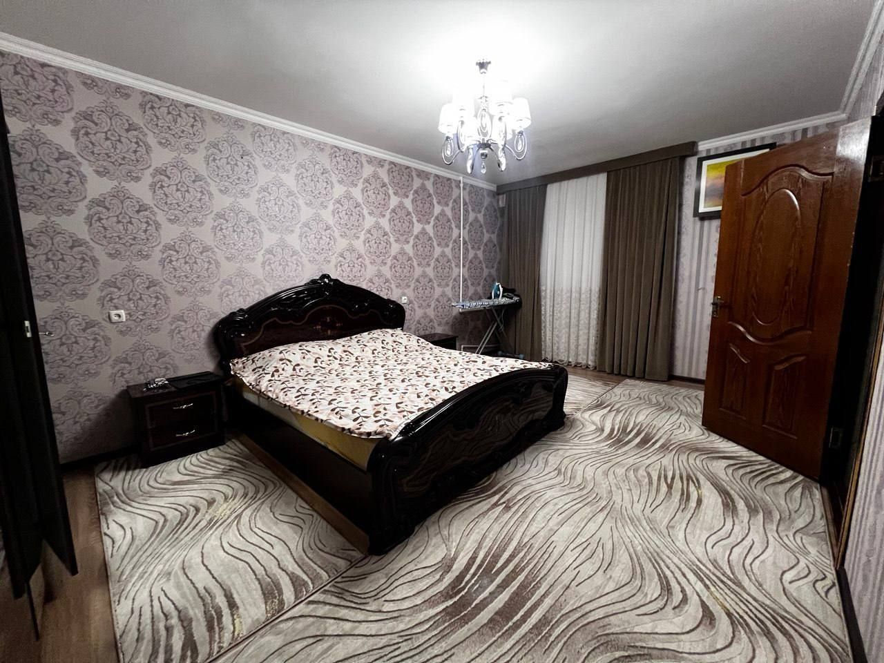 Продается 4в3 ком квартира рядом с Инфинити, ор-р: массив Эльбек, 94м²