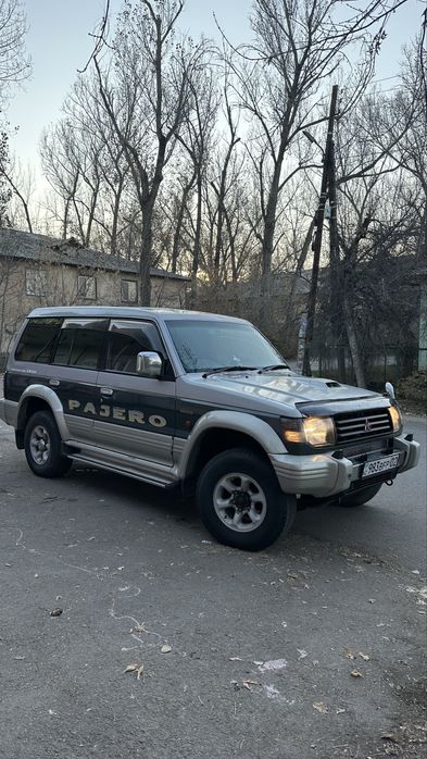 Продаю надёжный Mitsubishi Pajero в отличном состоянии!