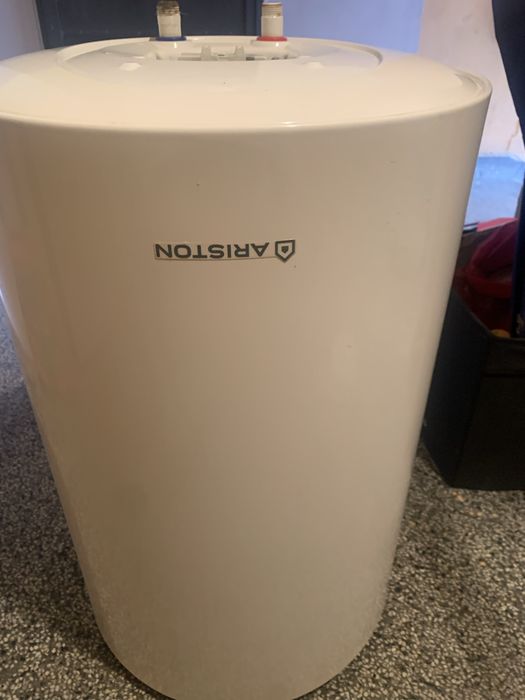 Бойлер Ariston pro eco 80v