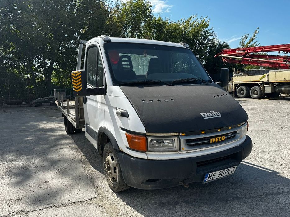Vând Iveco Daily  35 C 10  în stare bună.