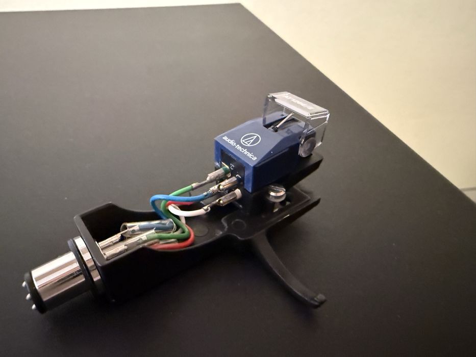 Doza Ac Pickup cu Headshell - Audio Technica AT120E / ll