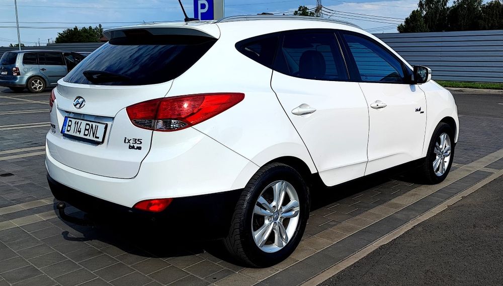 Hyundai IX35  1.6 benzină  manuala