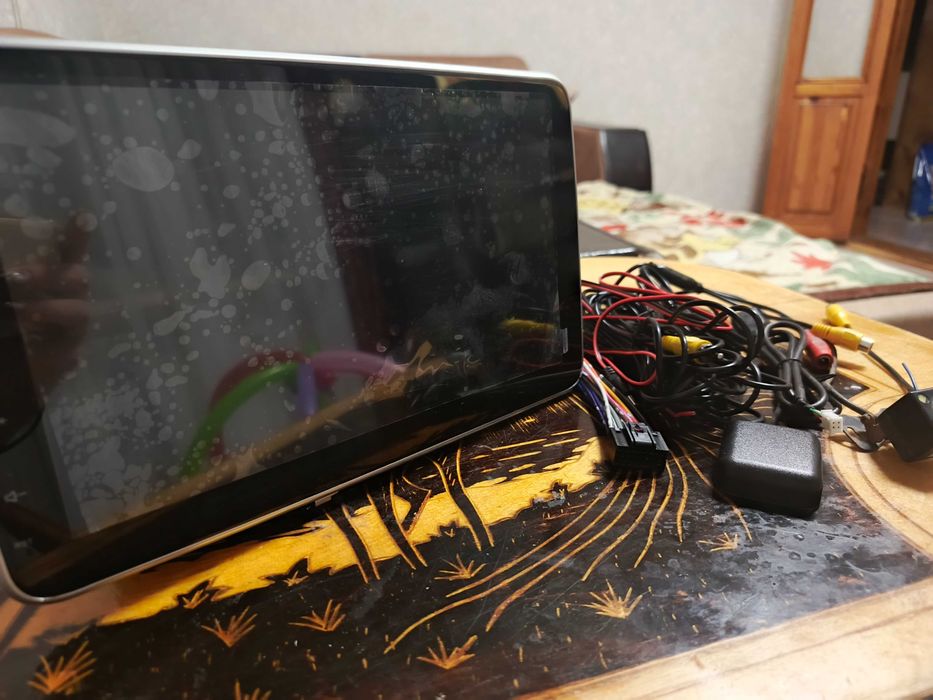 Продам автомагнитола андроид