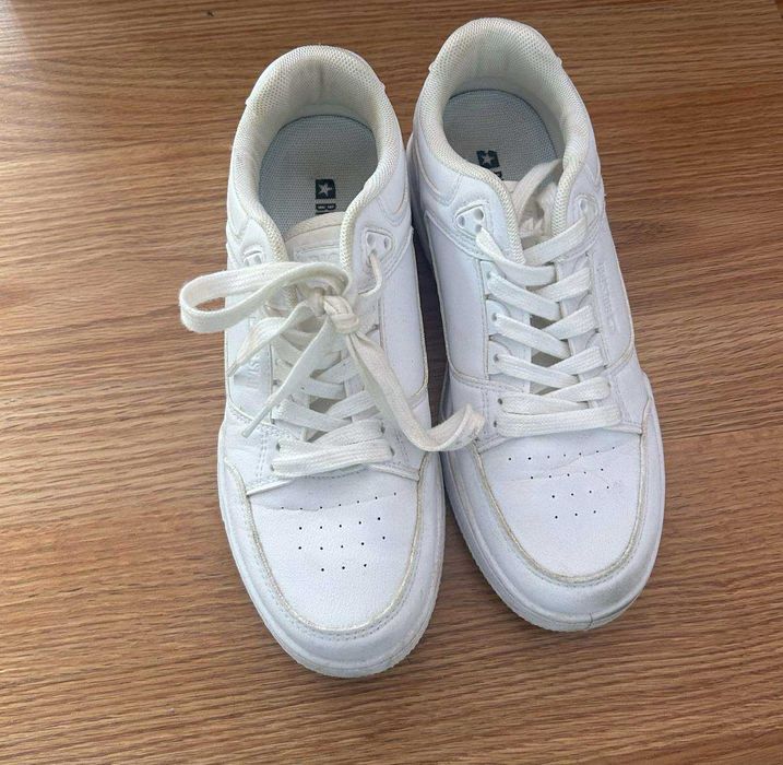 Бели маратонки Big star