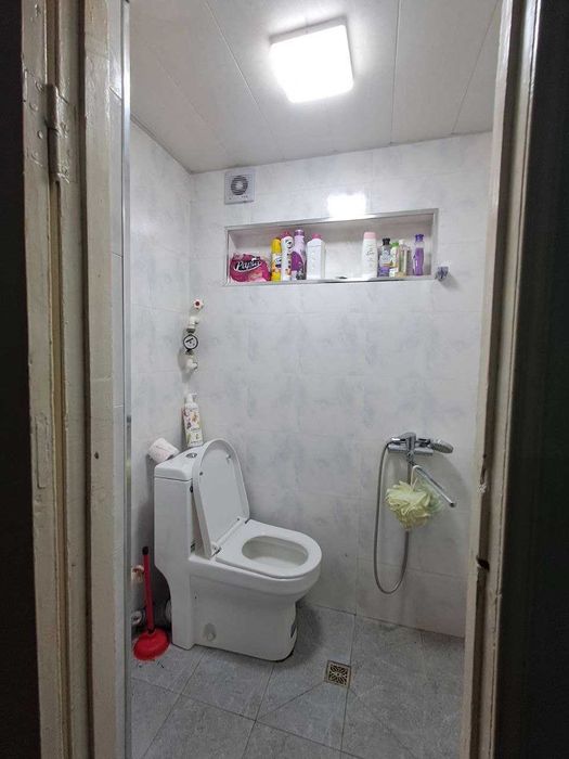 Кирпичный 1 хонали квартира сотилади