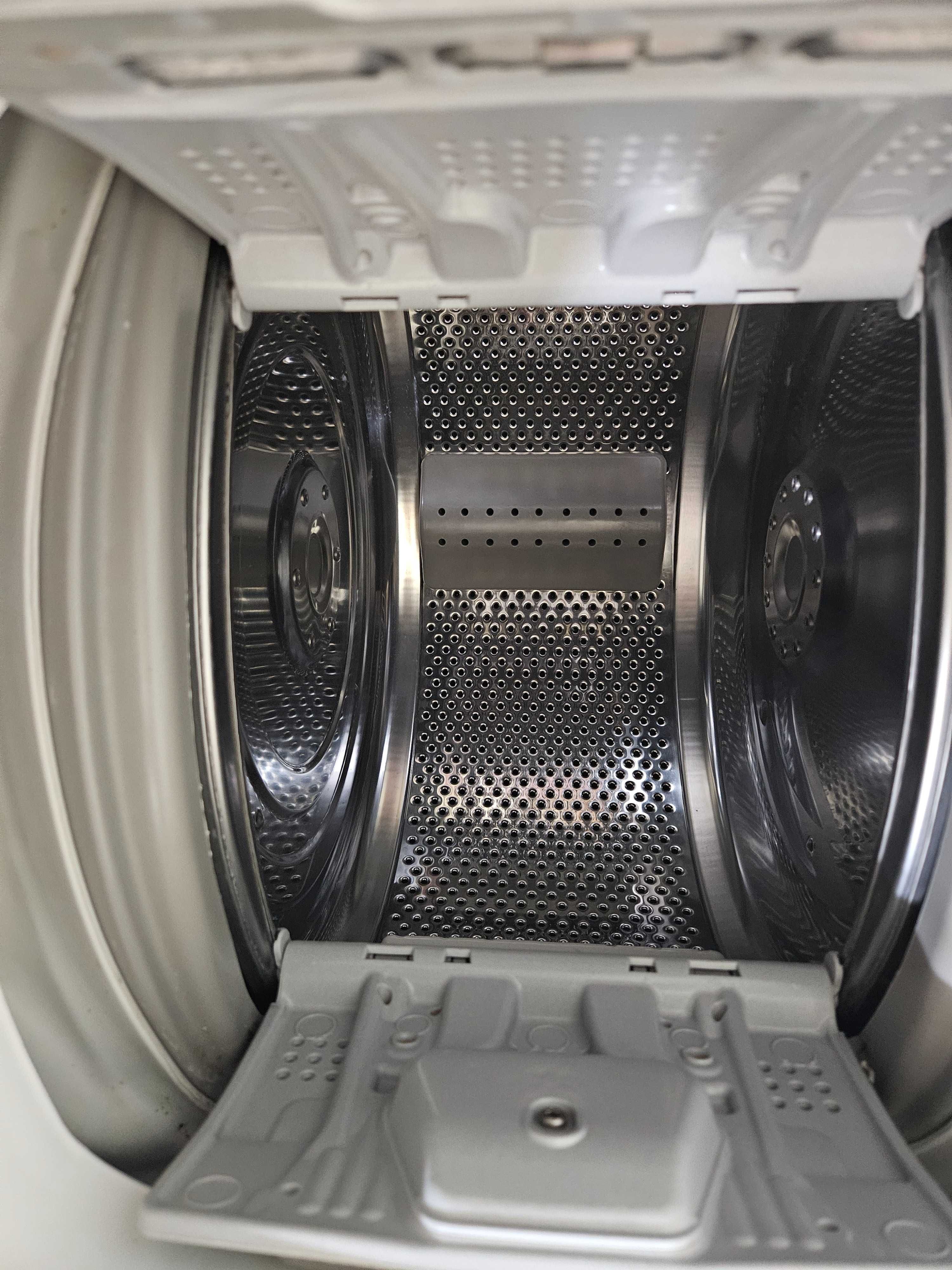 Mașină de spălat rufe cu încărcare verticală Electrolux EW7T3272