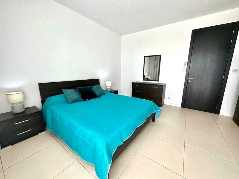 Дава се под наем Двустаен апартамент в София, Център - 56 кв.м за 397.8 € - Снимка #2