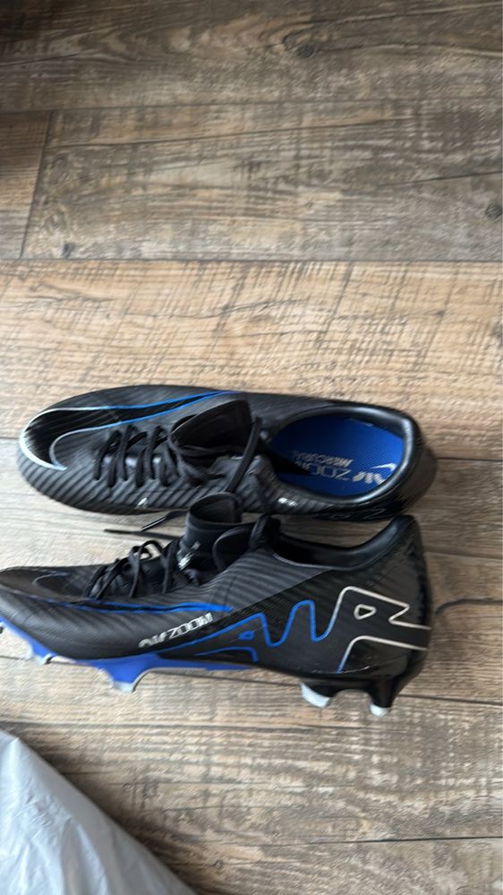 Nike zoom air. Adidas бутонки