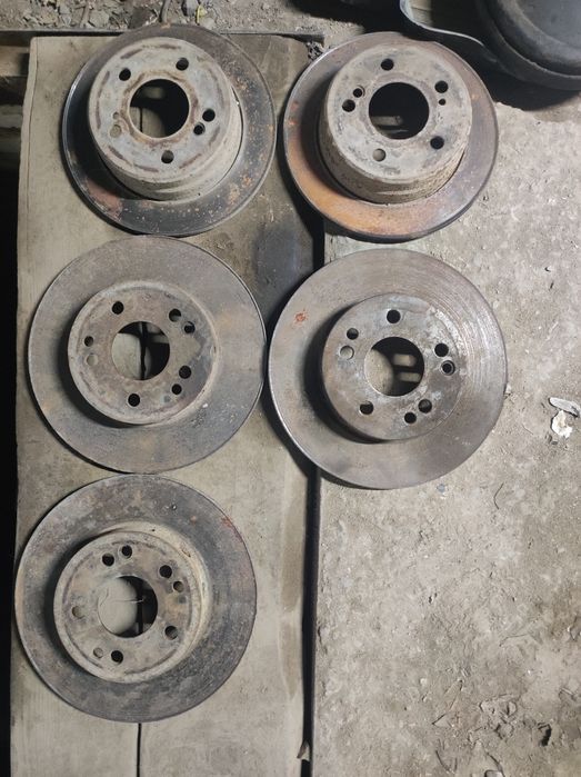 Тормозные диски 190 Мерседес