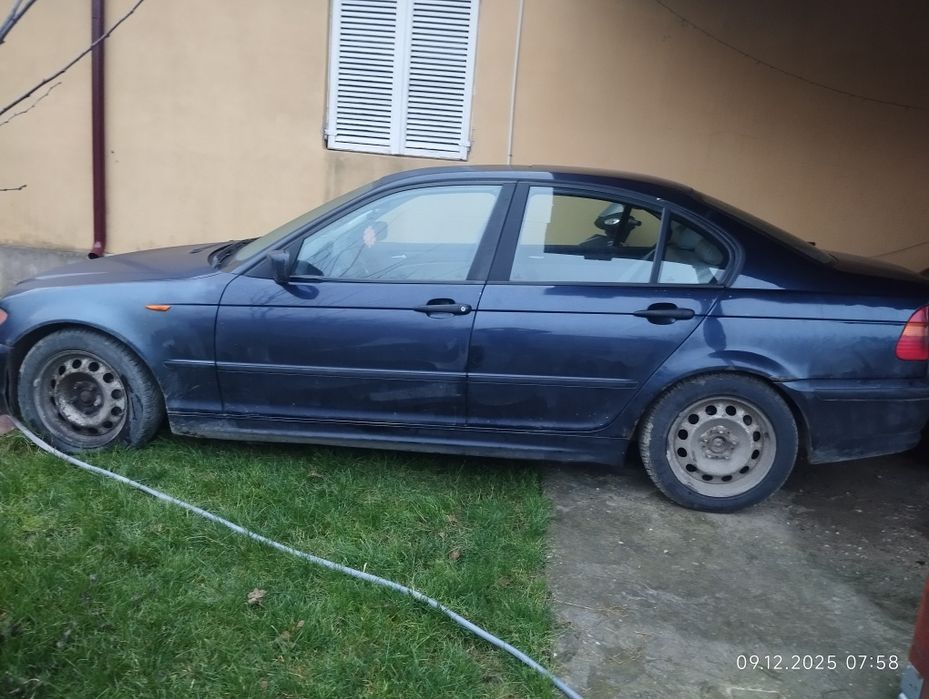 Vând BMW 320D radiat