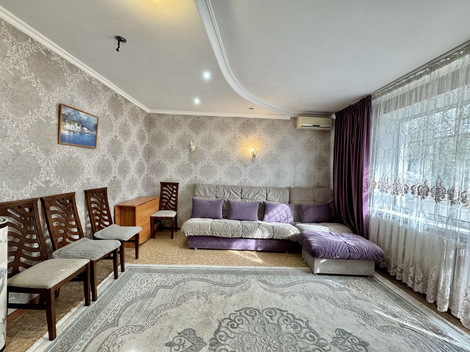 Продаётся улучшенная 2 комн. кв - мкр. Степной-4, дом 12