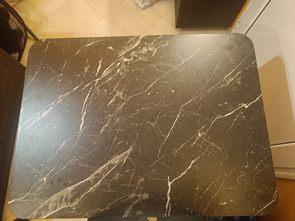 Сгъваема маса с МДФ плот, Размери 60x60x72 см, Черен