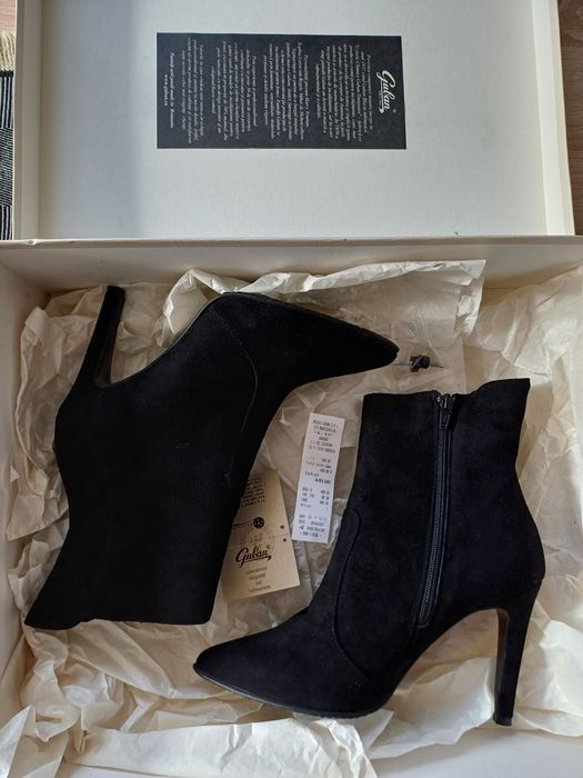 Cizme Guban piele intoarsa negru nr 37