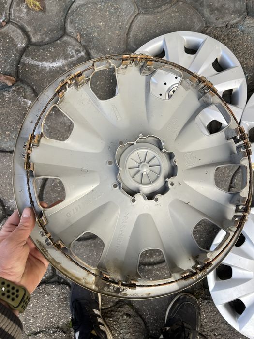 Capace roti jante tabla originale VW pe 15 inci!