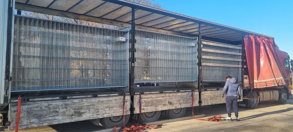 Gard mobil provizoriu imprejmuire santier | Talpa beton pvc