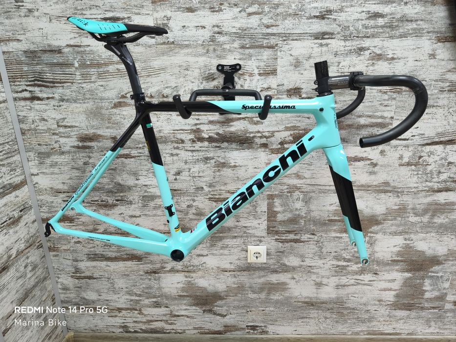 НОВ карбонов шосеен велосипед Bianchi Specialissima CV | 55
