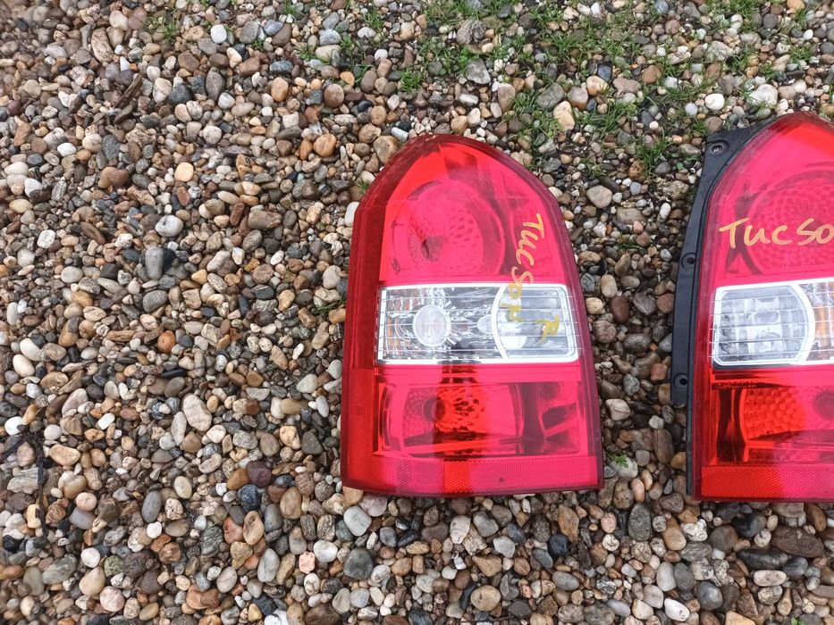 ляв и десен стоп за хюндай туксон HYUNDAI TUCSON