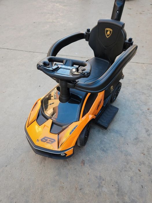 Vând Mașinuța Lamborghini bebelusi